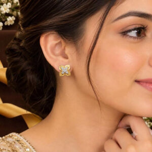 DIAMOND EARRING