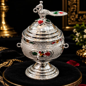 SILVER KIYA