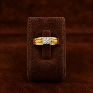 G.RING DIAMOND